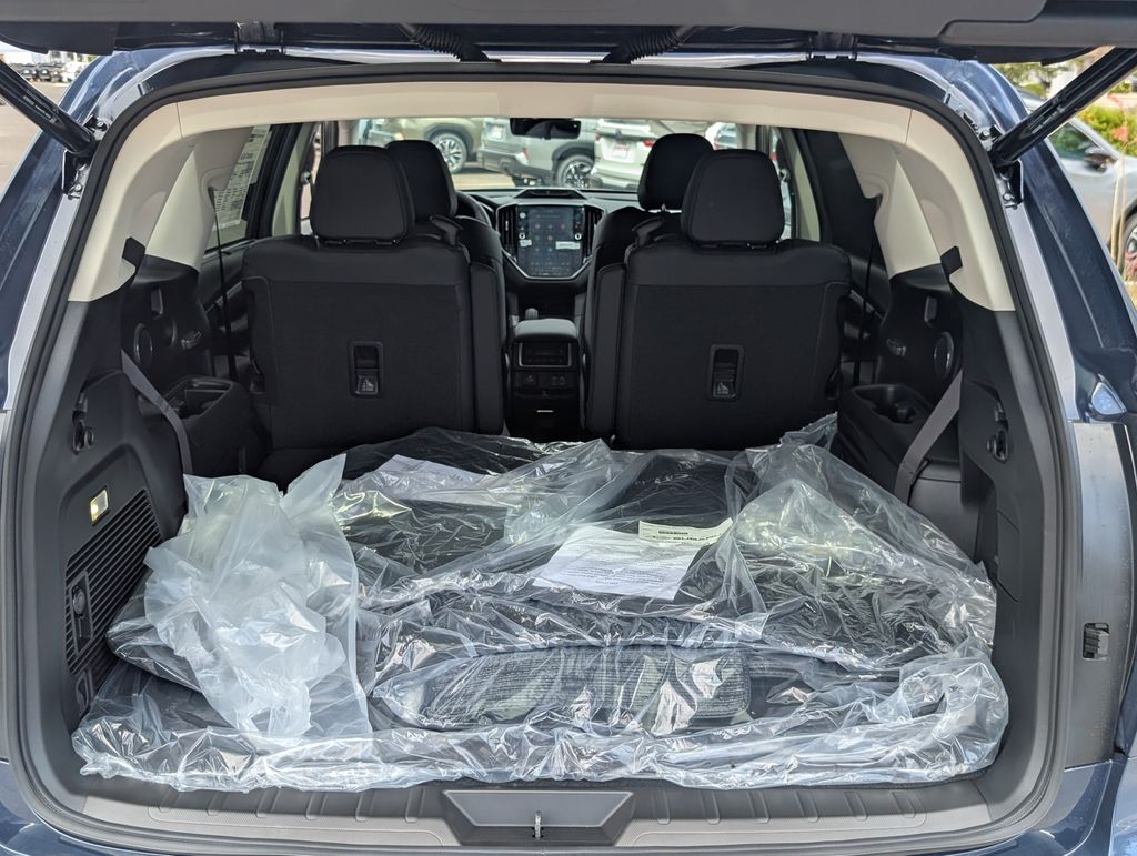 2025 Subaru Ascent Onyx Edition Touring photo 20