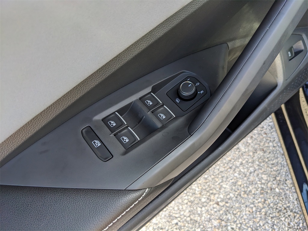 2025 Volkswagen Jetta 1.5T SE photo 17
