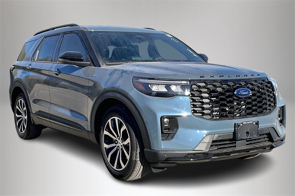 2026 Ford Explorer ST Line's photo
