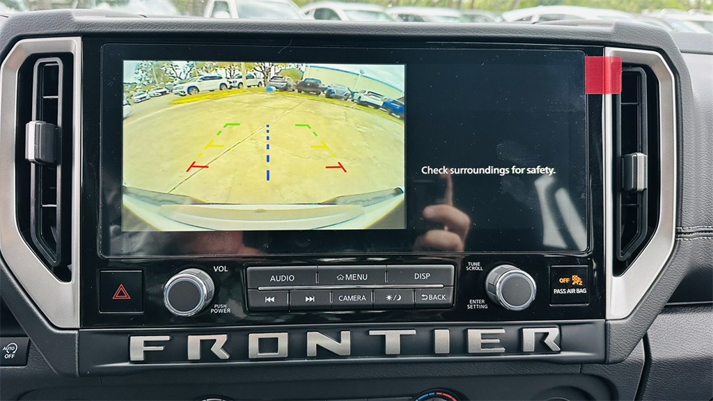 2025 Nissan Frontier SV photo 22