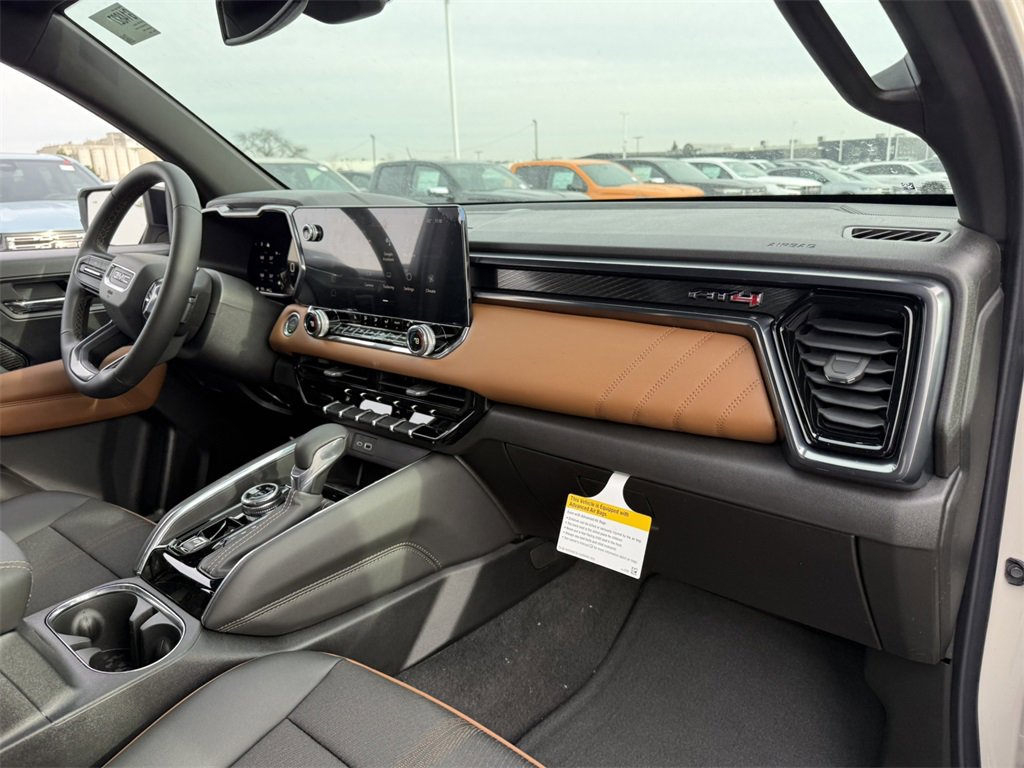 2026 GMC CANYON - Image 36