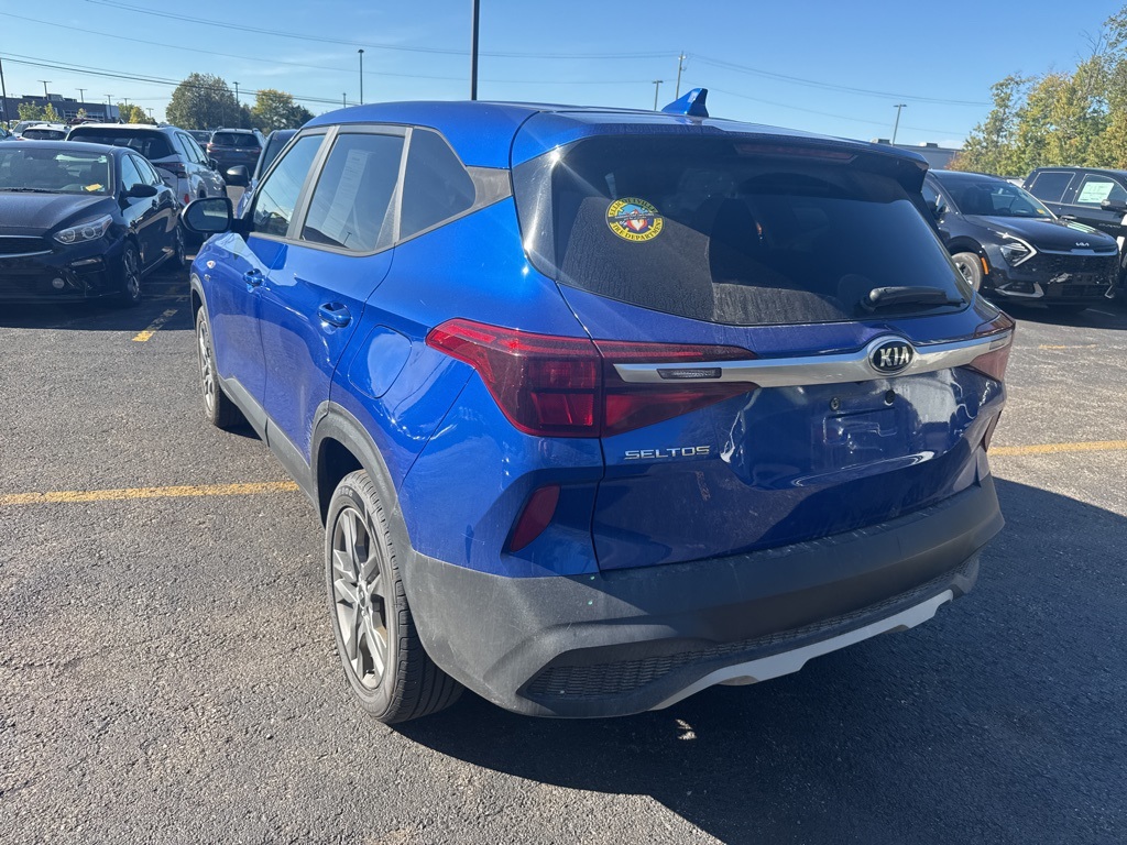 2021 Kia Seltos LX photo 4