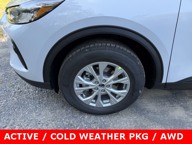 2025 Ford Escape Active photo 2