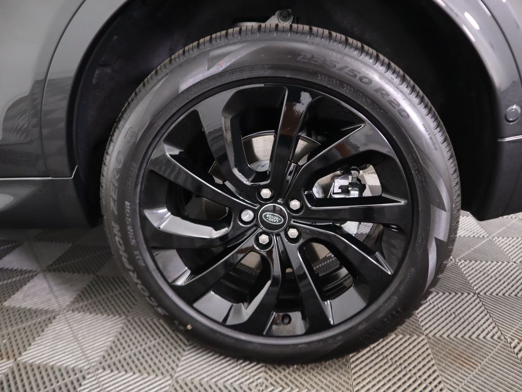 2025 Land Rover Discovery Sport S photo 29