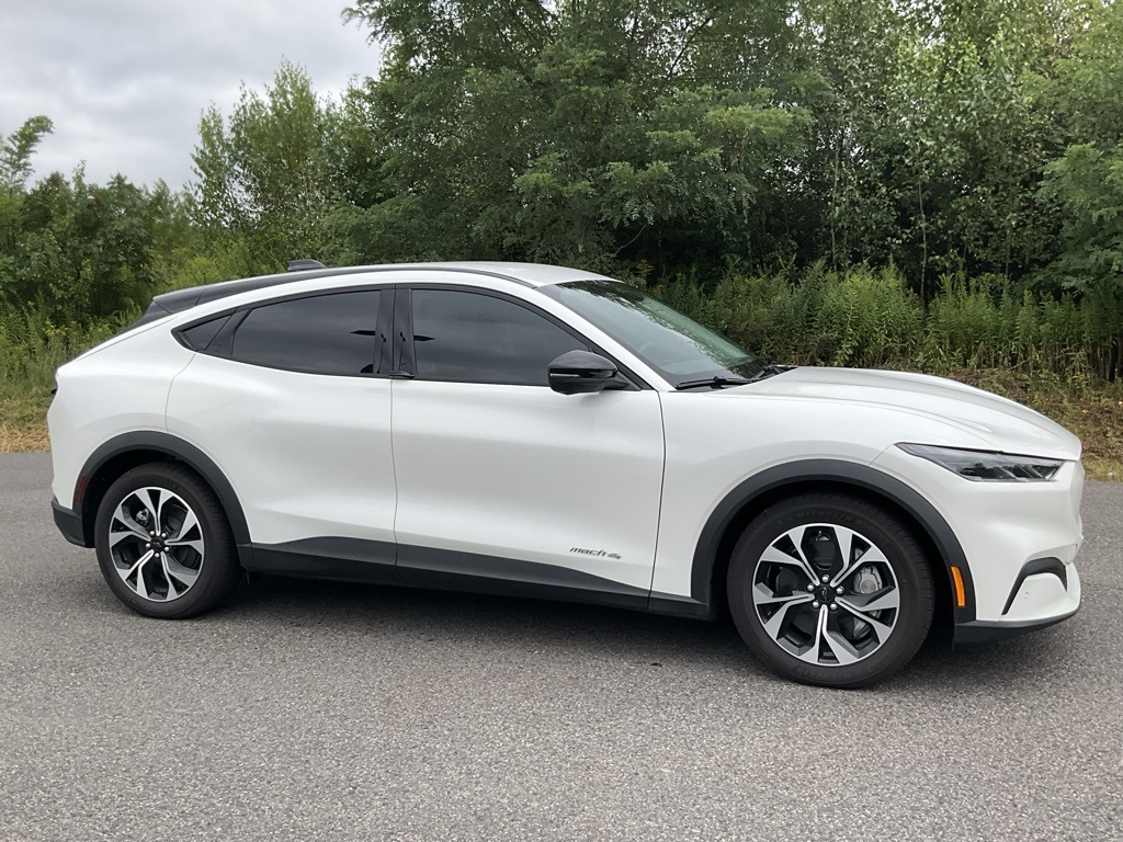 2025 Ford Mustang Mach-E Select AWD's photo