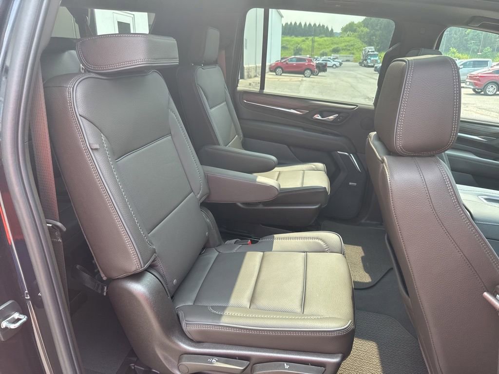 2024 Gmc Yukon XL Denali photo 12