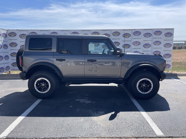 2025 Ford Bronco 4-Door Badlands's photo