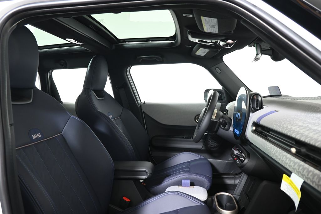 2026 Mini Cooper 4 Door Hardtop Signature photo 19