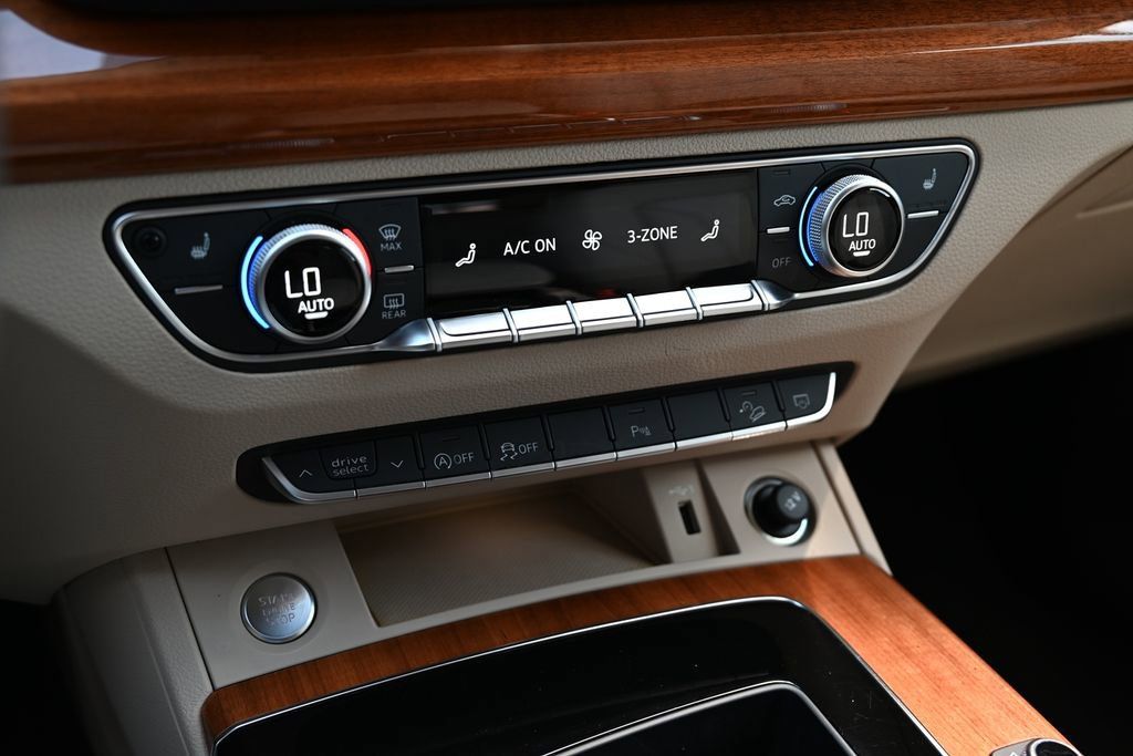 2023 Audi Q5 45 S line Premium photo 21