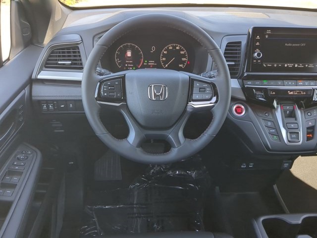 2026 Honda Odyssey photo 11