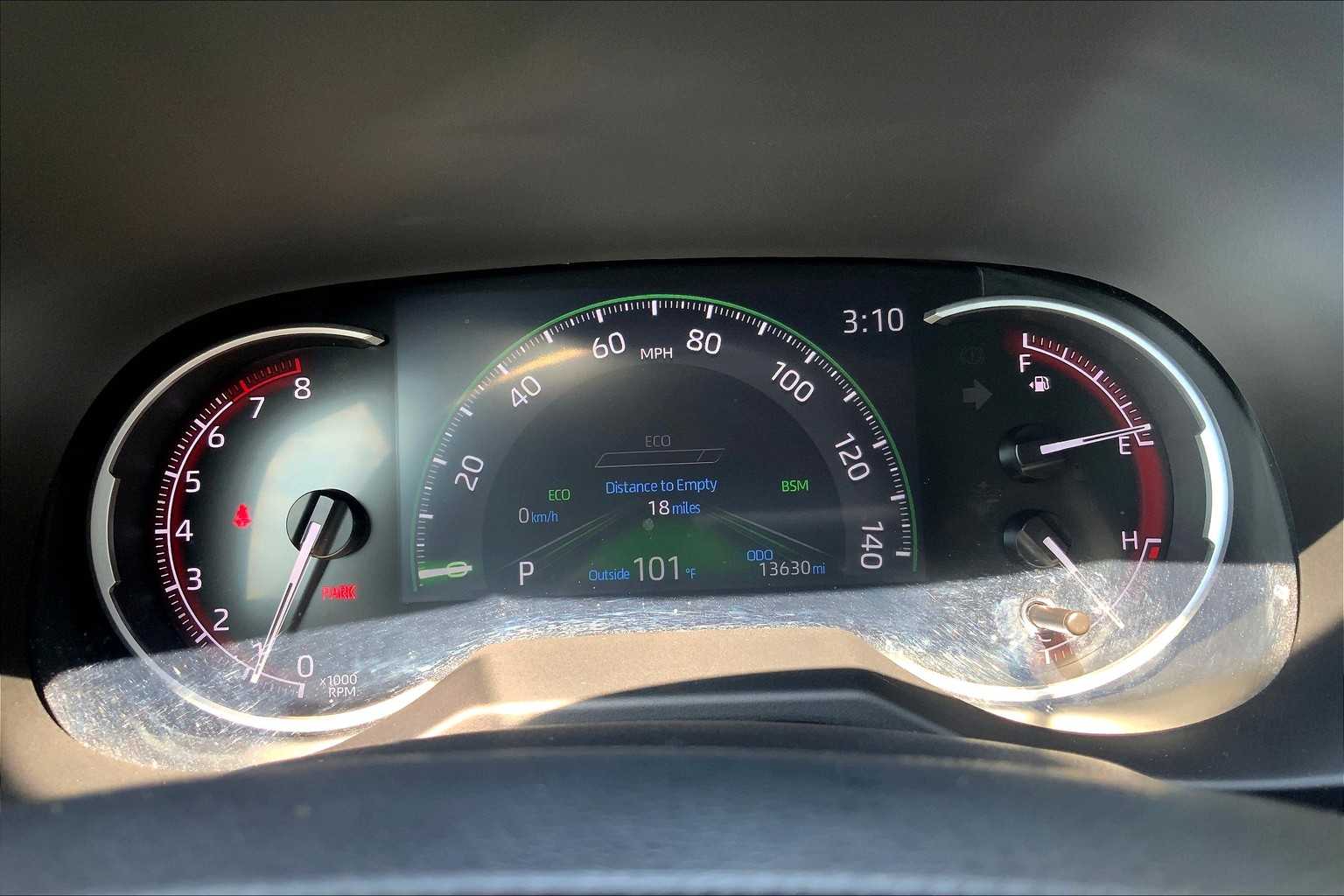 2024 Toyota RAV4 XLE photo 22