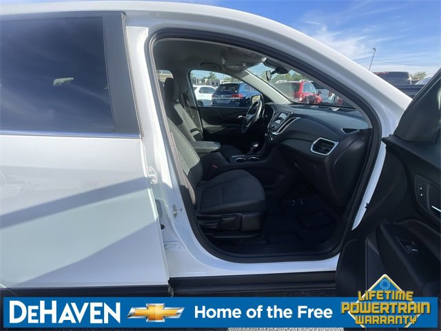 2024 Chevrolet Equinox LT photo 15