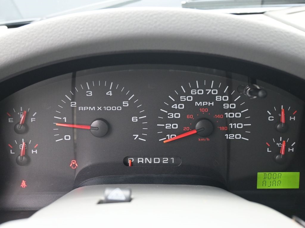 2004 Ford F-150 XL photo 3