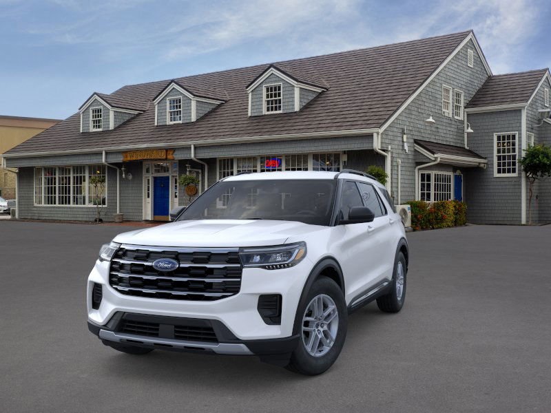 2025 Ford Explorer photo 2