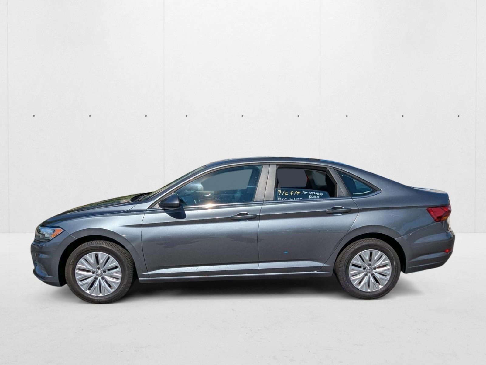 2019 Volkswagen Jetta SE R-Line photo 8