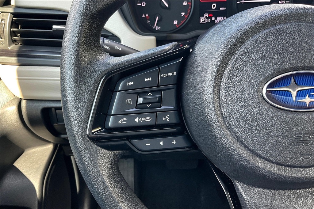 2025 Subaru Forester Base photo 18