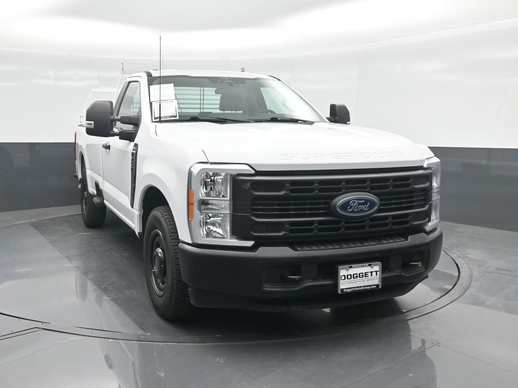 2023 Ford F-250 photo 4