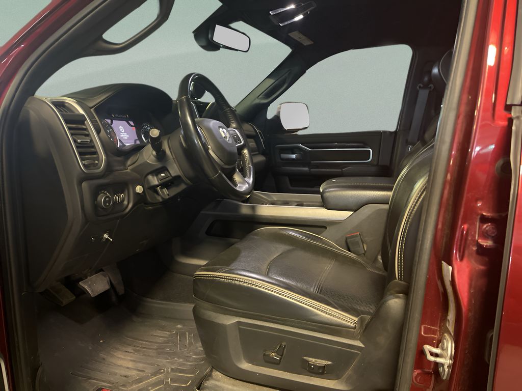 2020 Ram 2500 Laramie photo 6