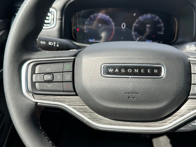 2024 Jeep Wagoneer L Series III photo 17