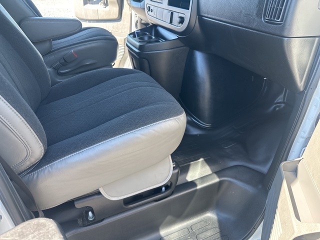 2023 Chevrolet Express 2500 Work Van photo 17