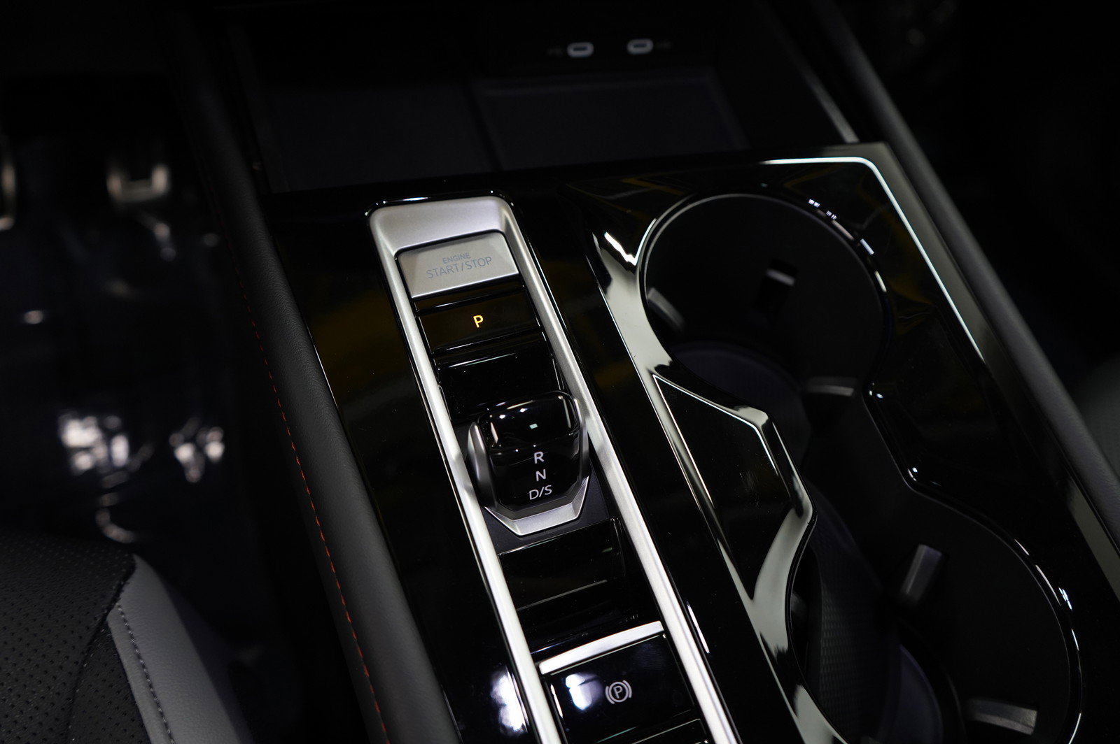 2024 Volkswagen Atlas Peak Edition SE Technology photo 22
