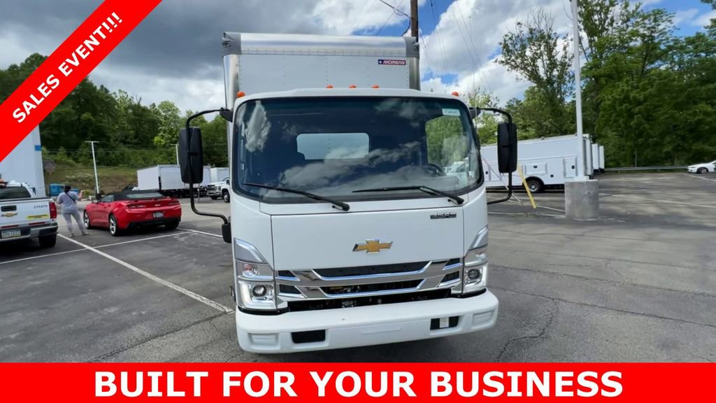 2024 Chevrolet Silverado 4500HD photo 3