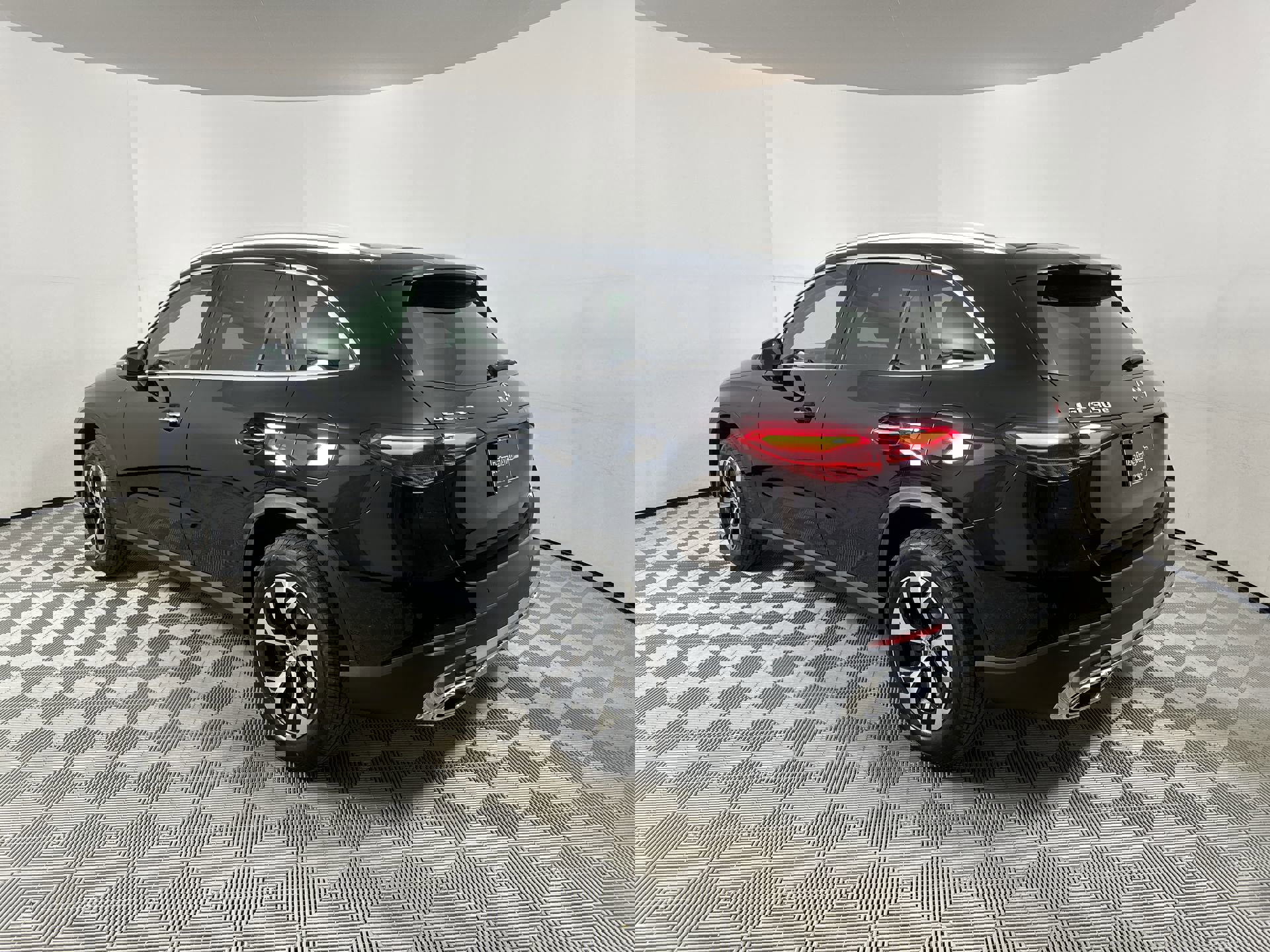 2025 Mercedes Benz GLC 350e 4MATIC photo 6
