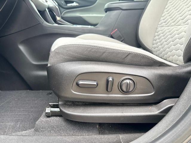 2021 Chevrolet Equinox LT photo 14
