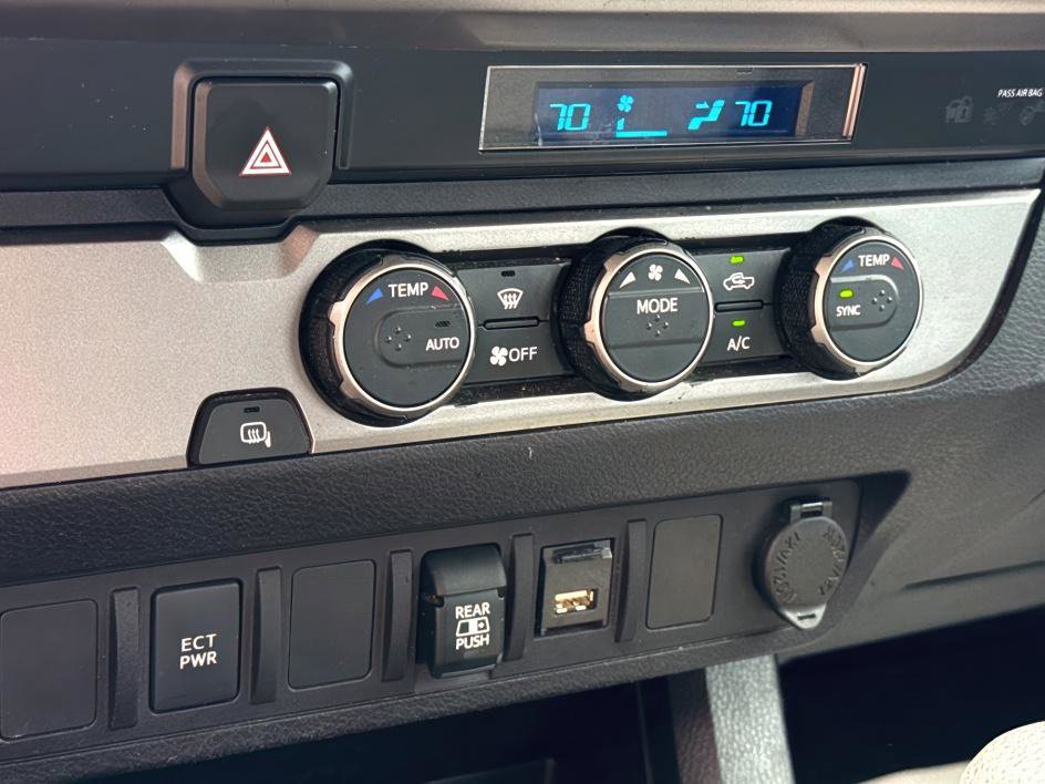 2021 Toyota Tacoma SR5 photo 16