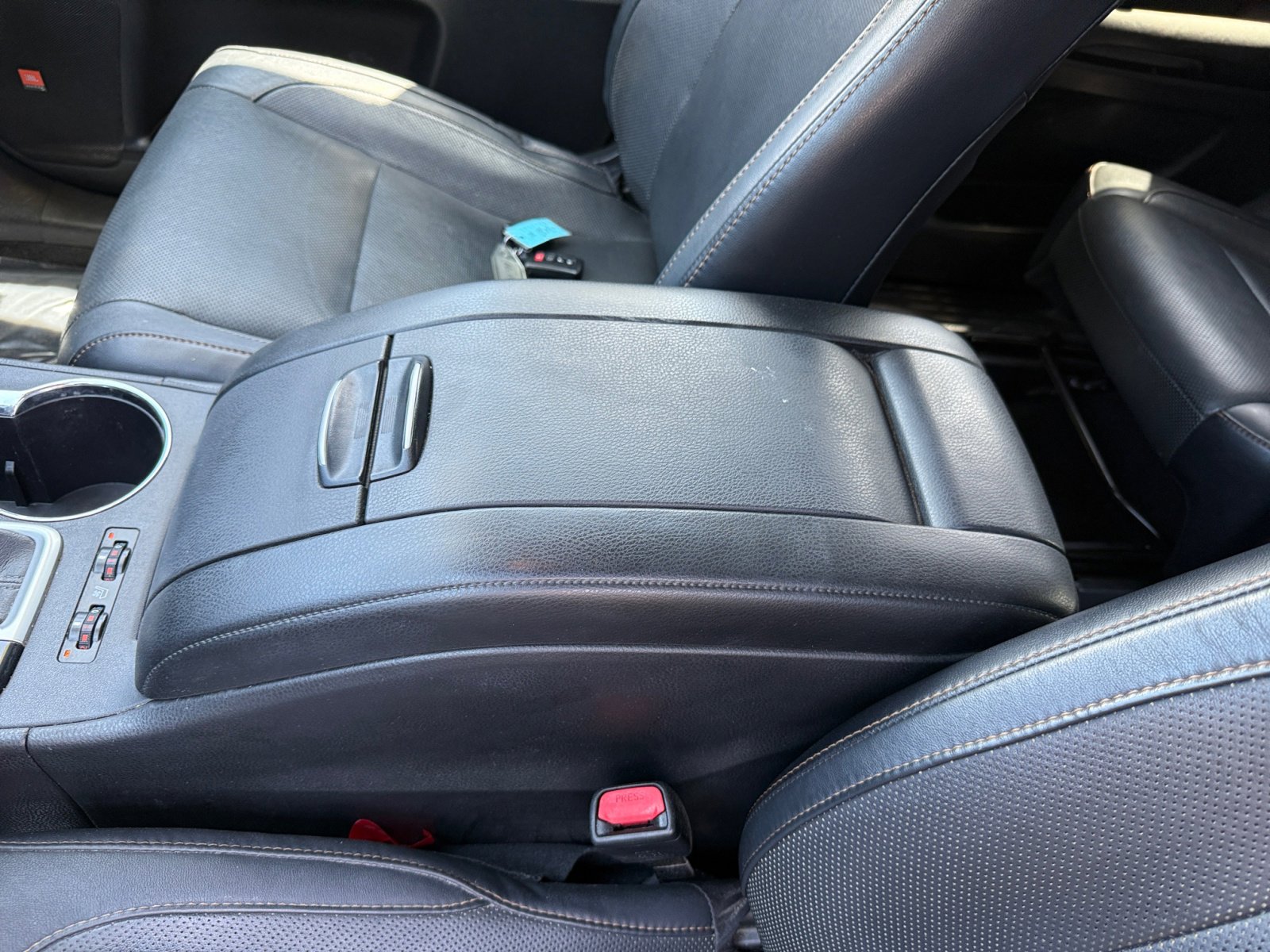2016 Toyota Highlander Base Hybrid photo 14
