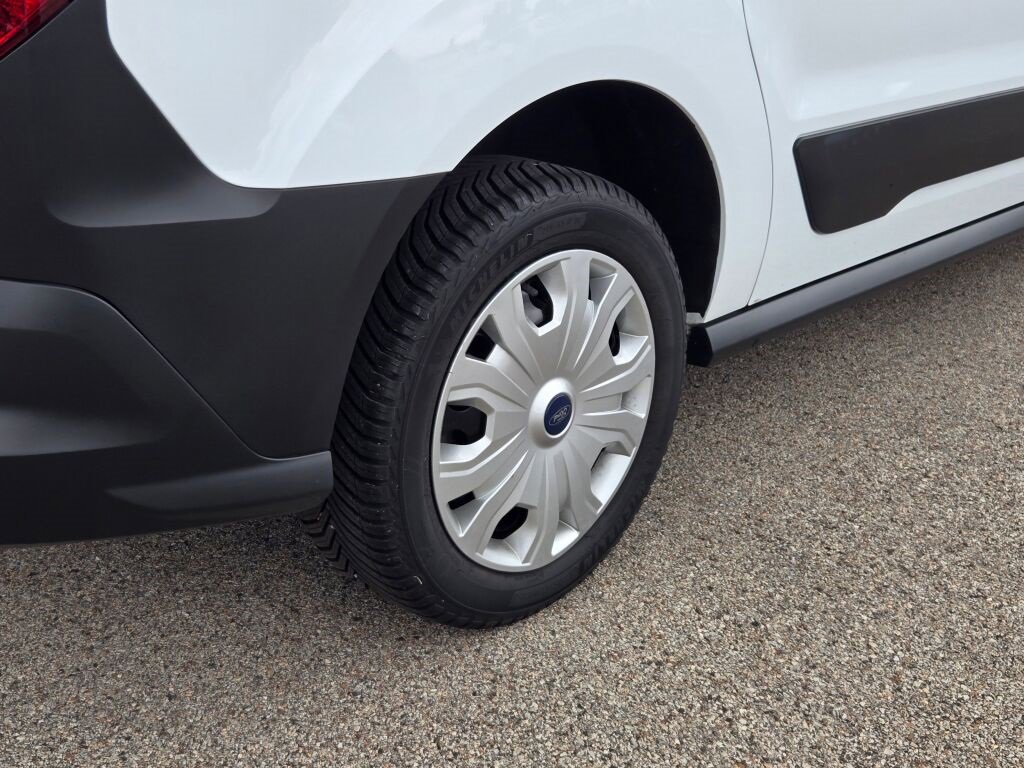 2022 Ford Transit Connect Van XL photo 9
