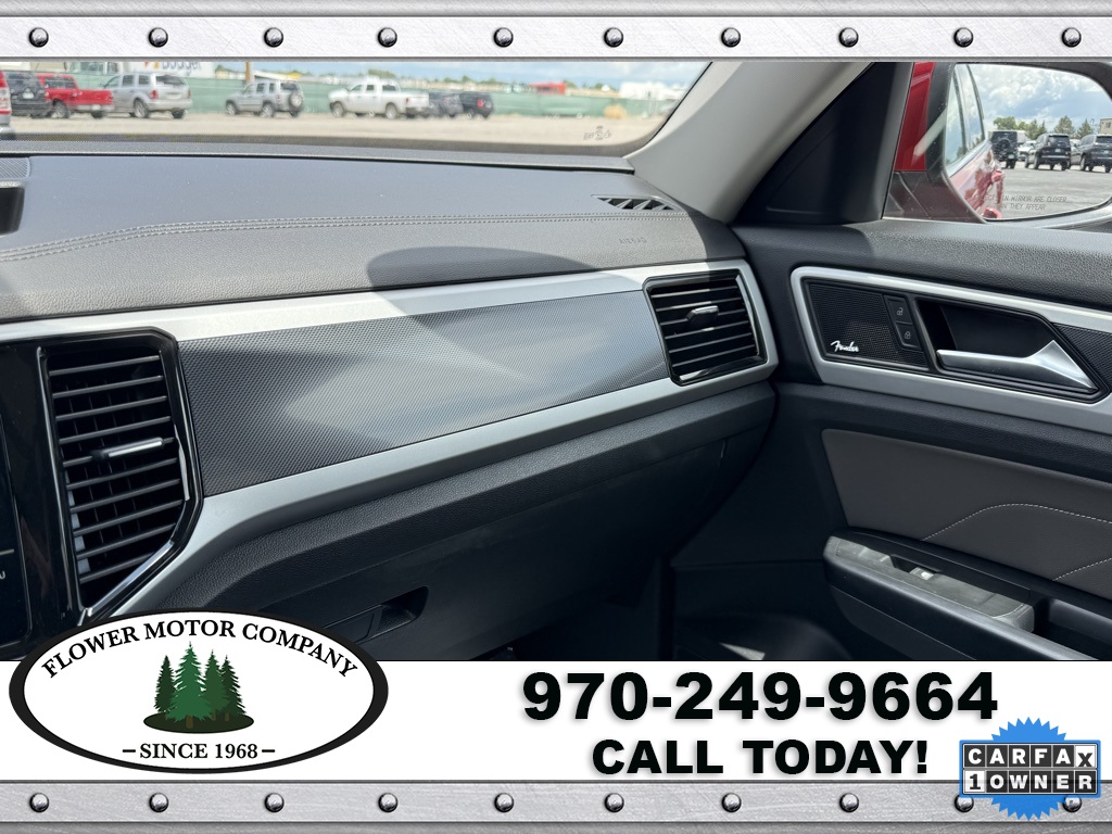 2021 Volkswagen Atlas V6 SEL Premium R-Line photo 12