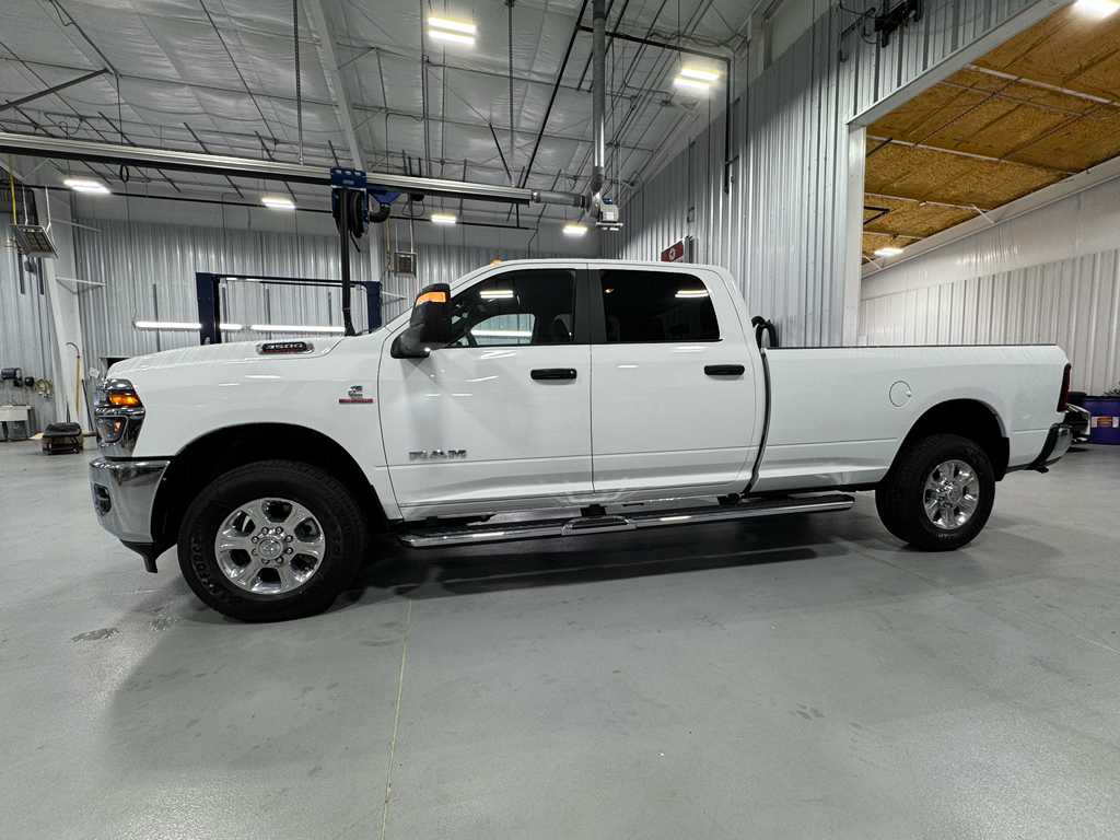 2025 Ram 3500 Big Horn photo 2