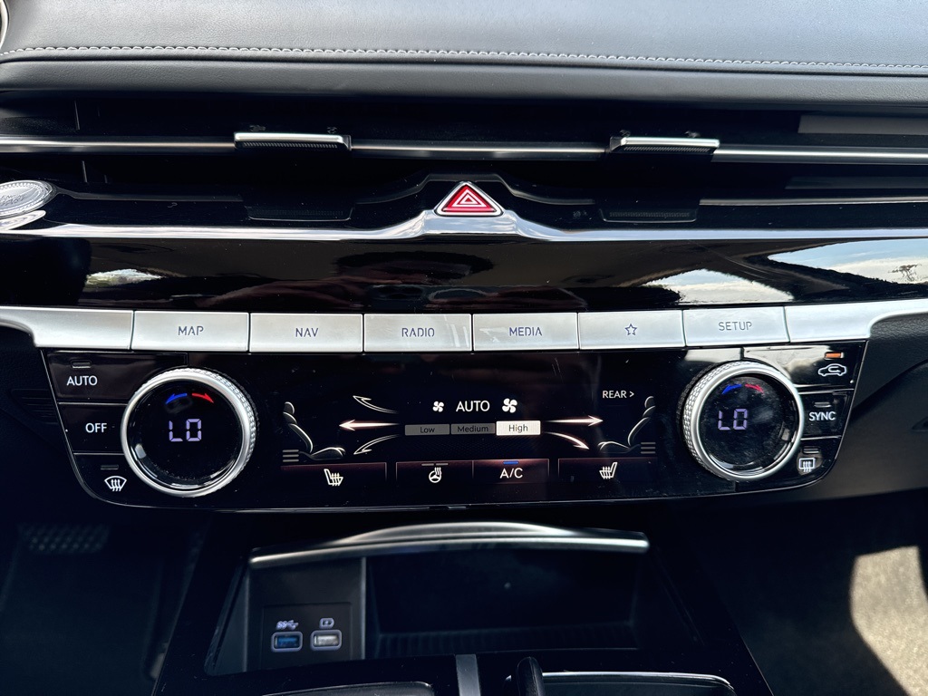 2024 Genesis G80 2.5T photo 13