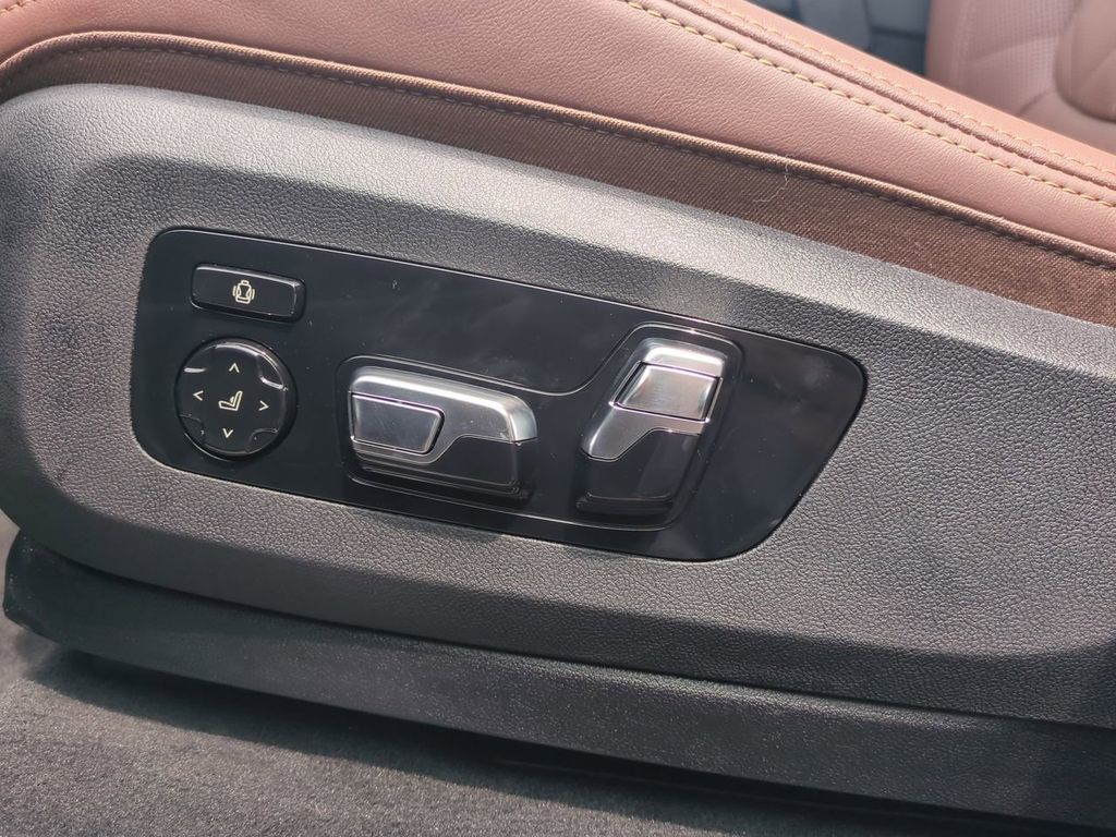 2026 Bmw X5 xDrive50e photo 19