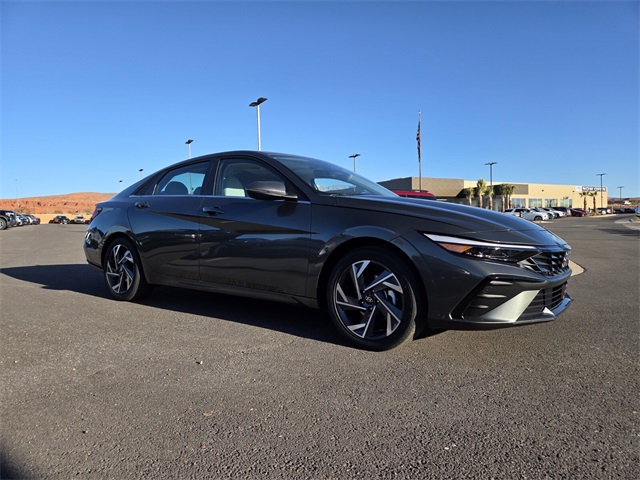 2026 Hyundai Elantra Limited photo 2