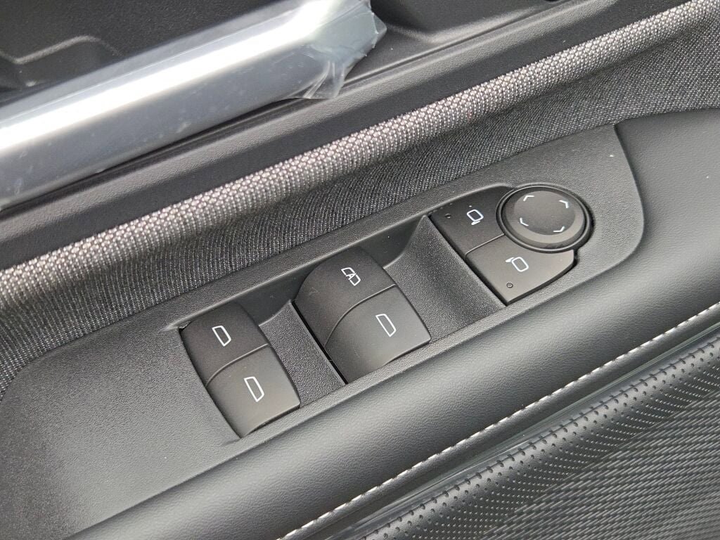 2026 Gmc Sierra Elevation photo 23