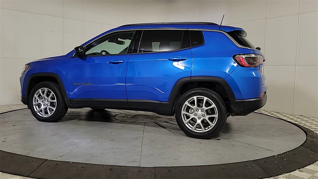 2024 JEEP COMPASS LATITUDE LUX - Image 5
