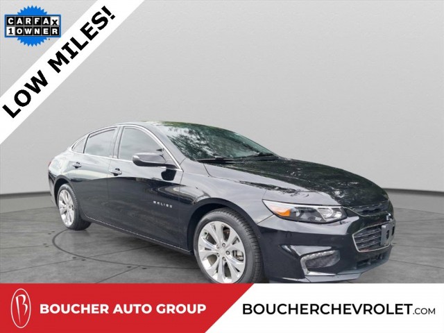 2017 Chevrolet Malibu Premier's photo