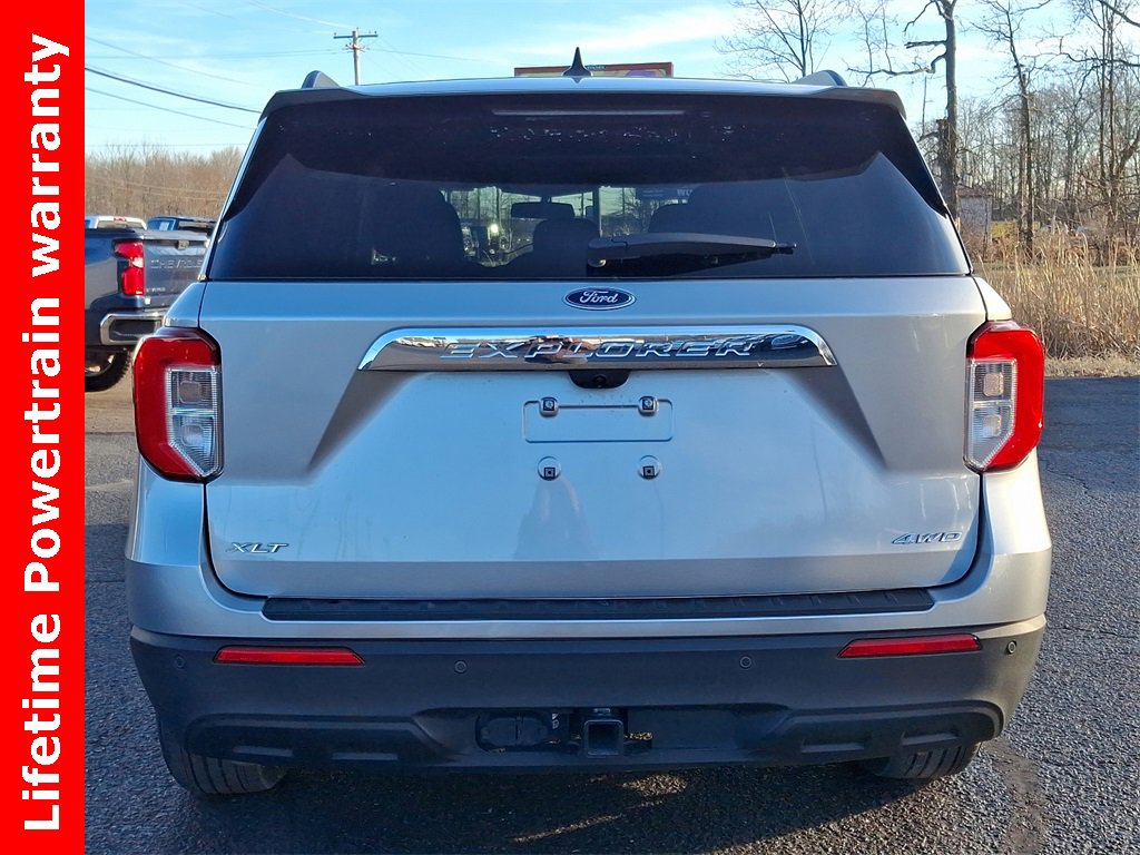 2021 Ford Explorer XLT photo 3