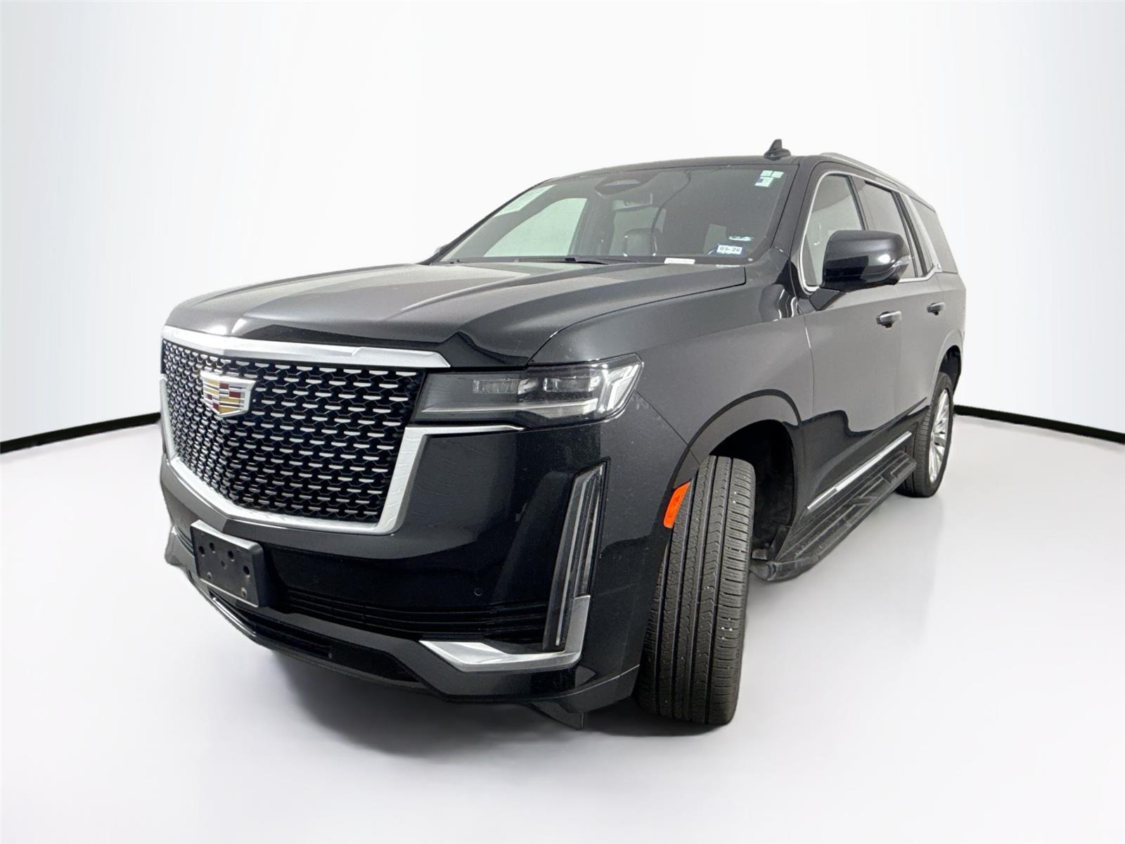 2022 Cadillac Escalade Luxury photo 2