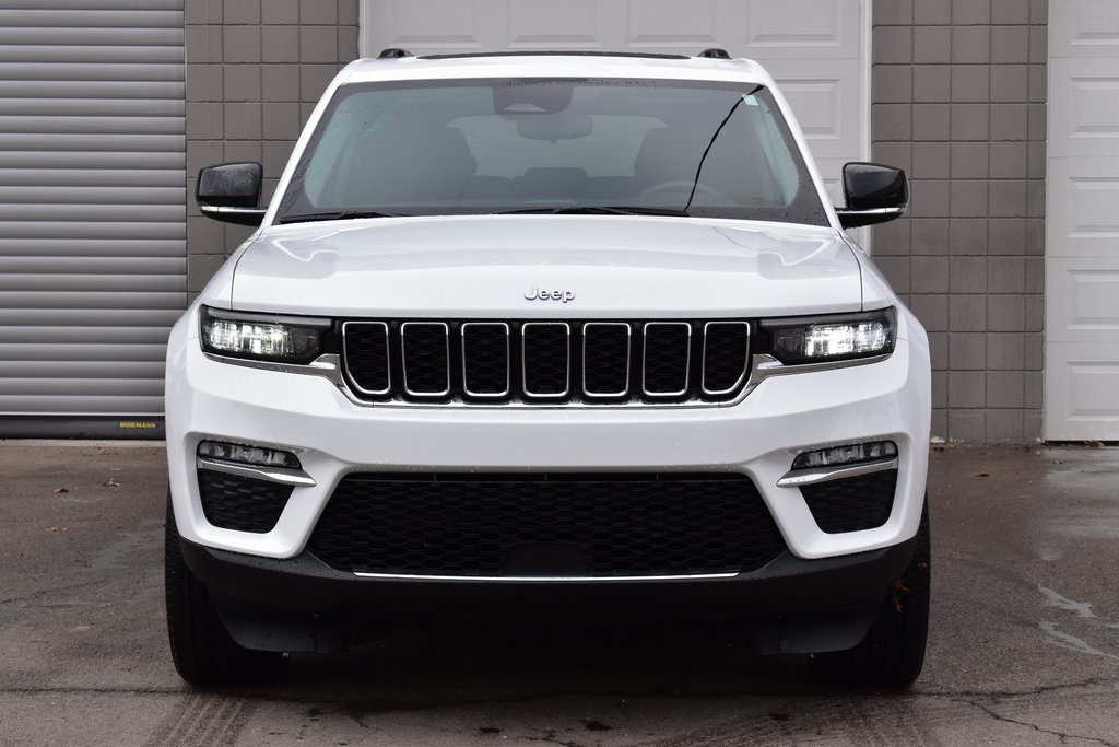 Used 2022 Jeep Grand Cherokee 4xe with VIN 1C4RJYB61N8748589 for sale in Kansas City