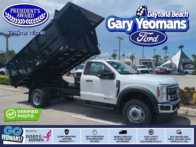 2025 Ford F-450 Super Duty Chassis Cab XL's photo