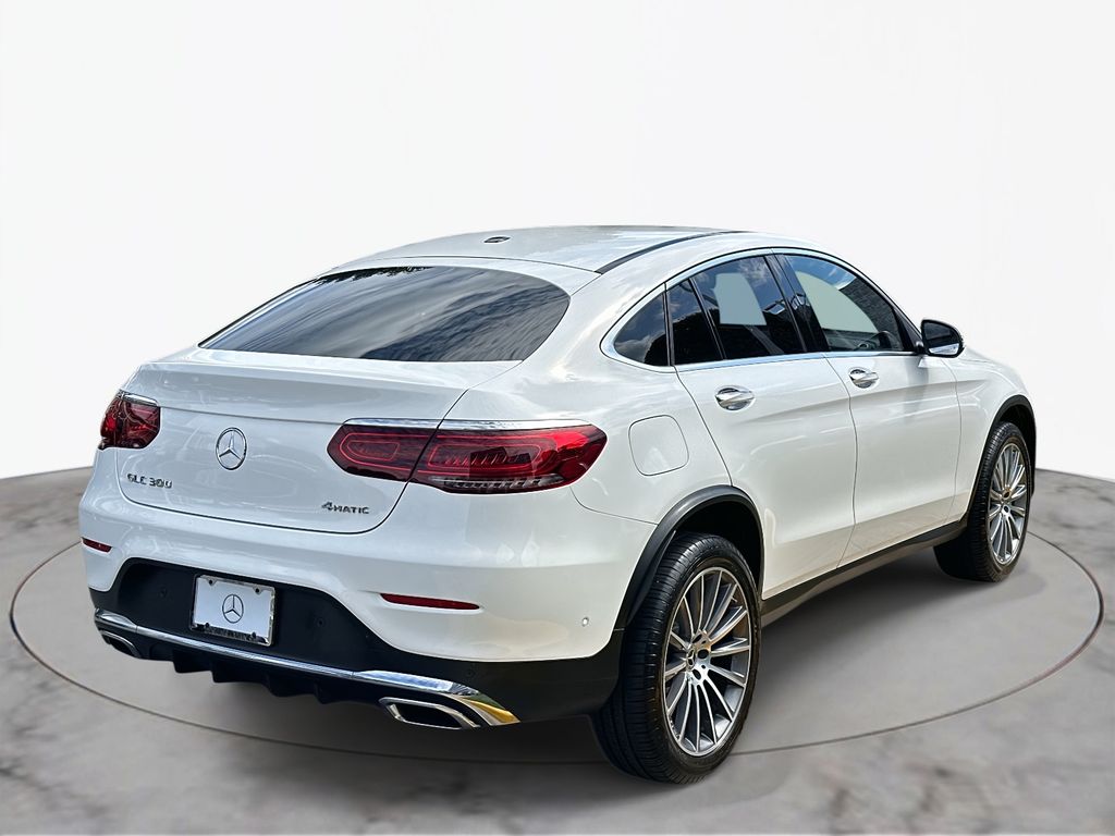 2022 Mercedes Benz GLC 300 Coupe photo 3