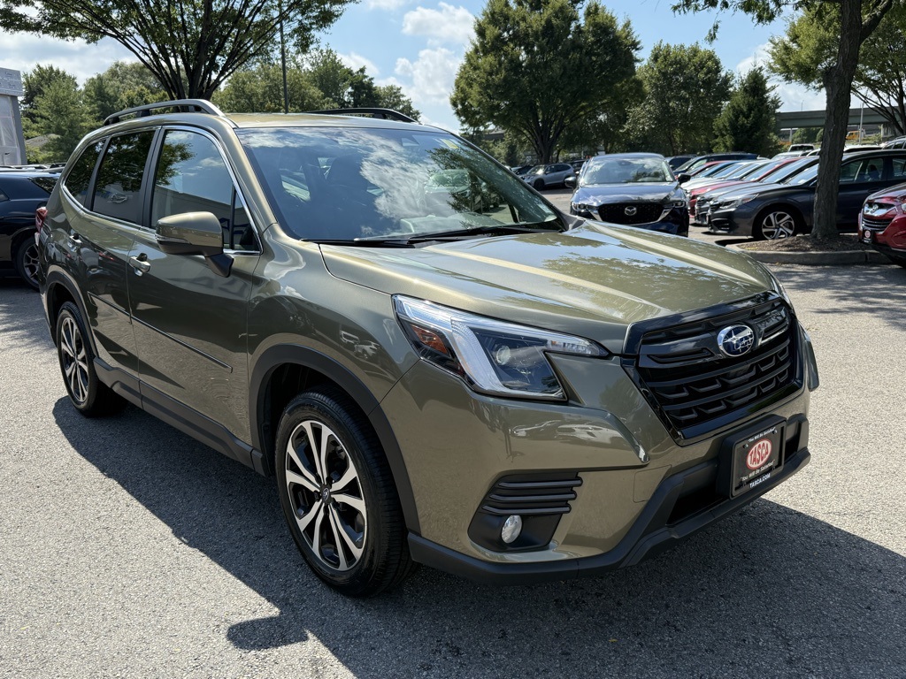 2023 Subaru Forester Limited photo 4