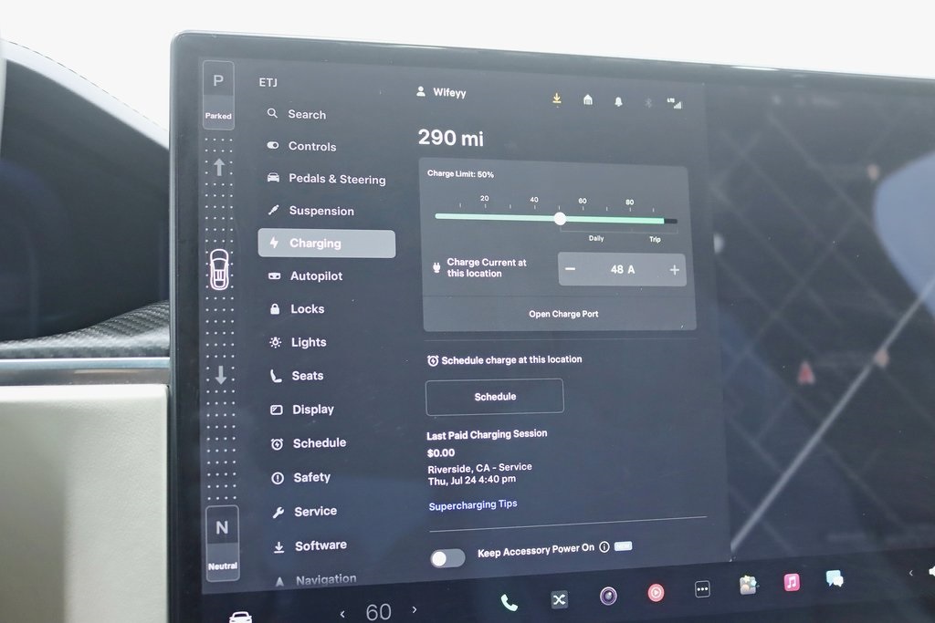 2022 Tesla Model X Plaid photo 21