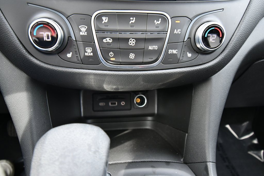 2022 Chevrolet Equinox LT photo 24