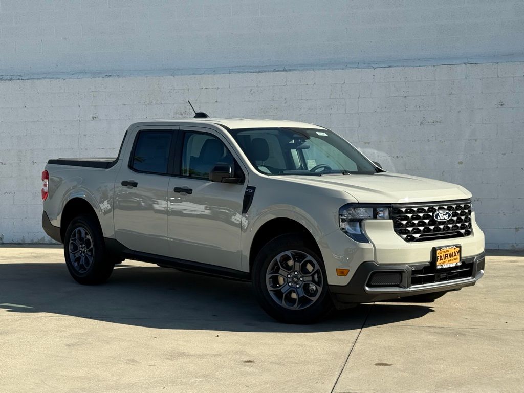 2025 Ford Maverick XLT's photo