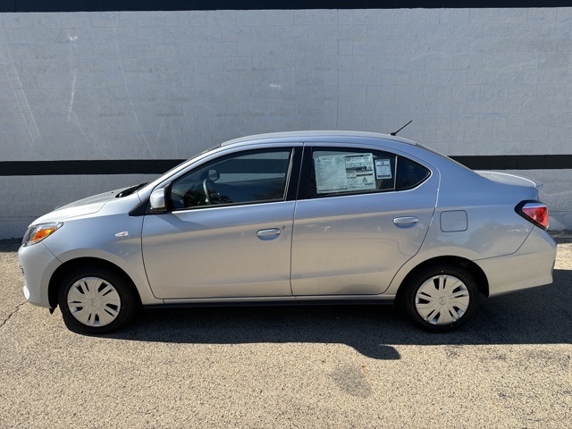 2024 Mitsubishi Mirage G4 ES photo 6