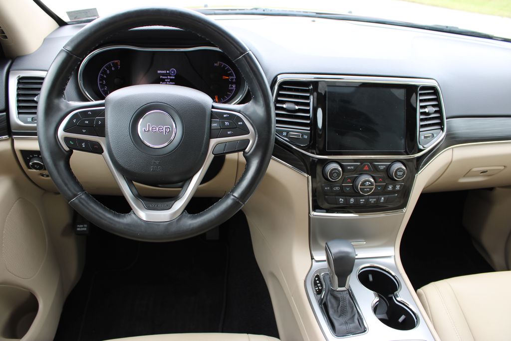 2020 Jeep Grand Cherokee Limited photo 11